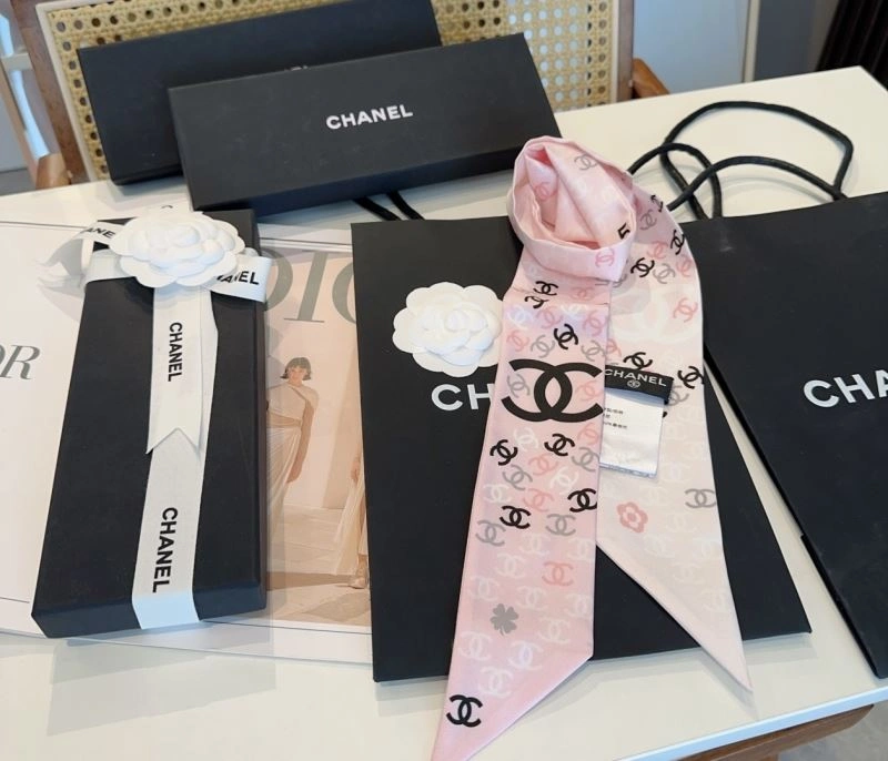 Popular Chanel Silk 273033
