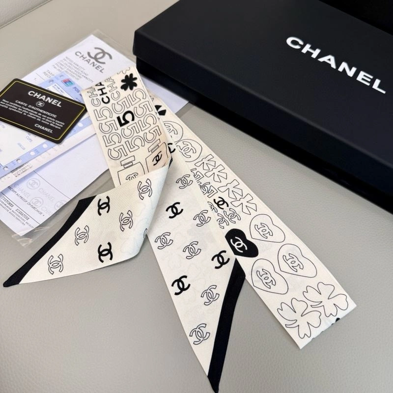 Chanel Silk Colorful 273039