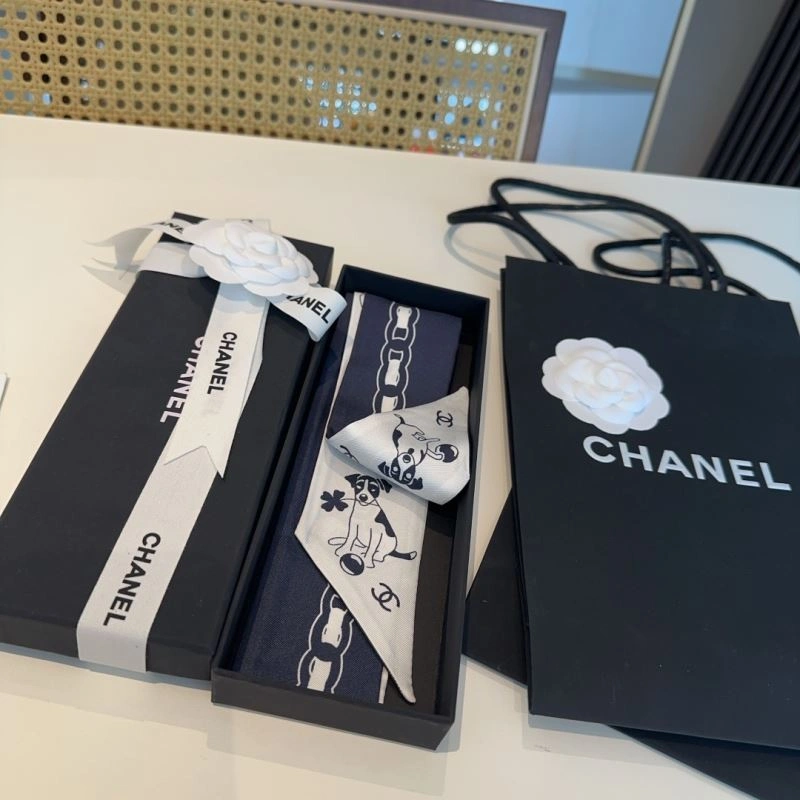 Versatile Chanel Silk 273031