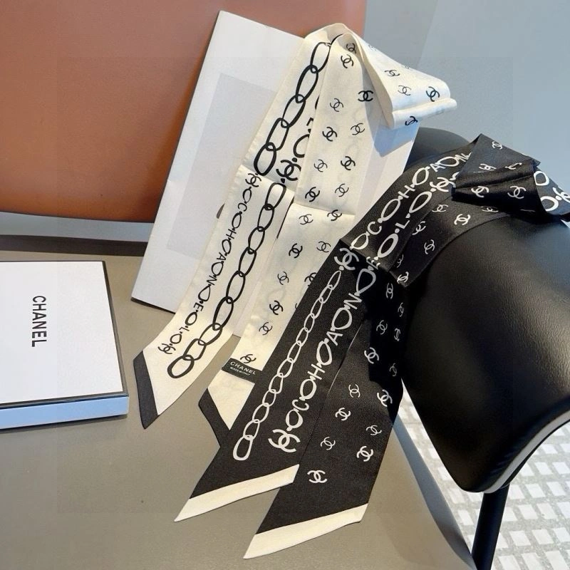 Chanel Silk Refined 273018