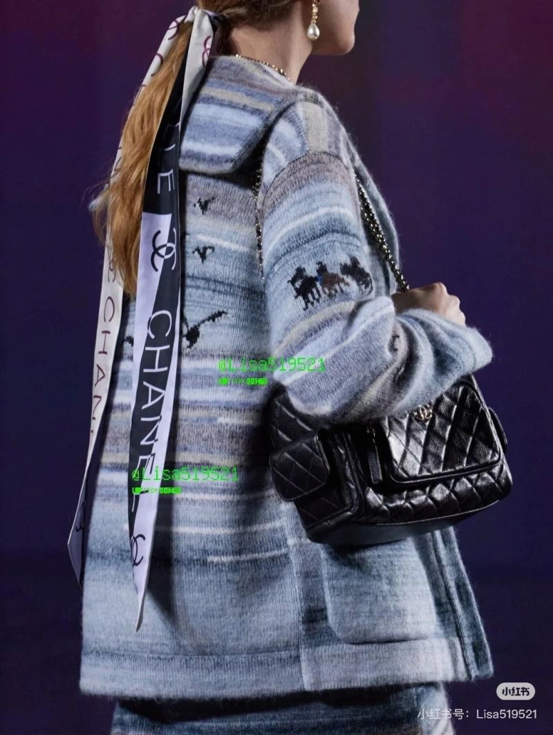 Cozy Chanel Silk 272998