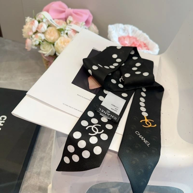 Effortless Chanel Silk 273009