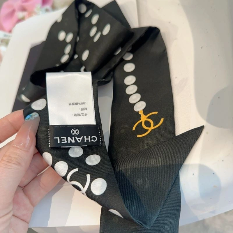 Effortless Chanel Silk 273009