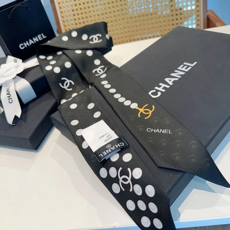Effortless Chanel Silk 273009