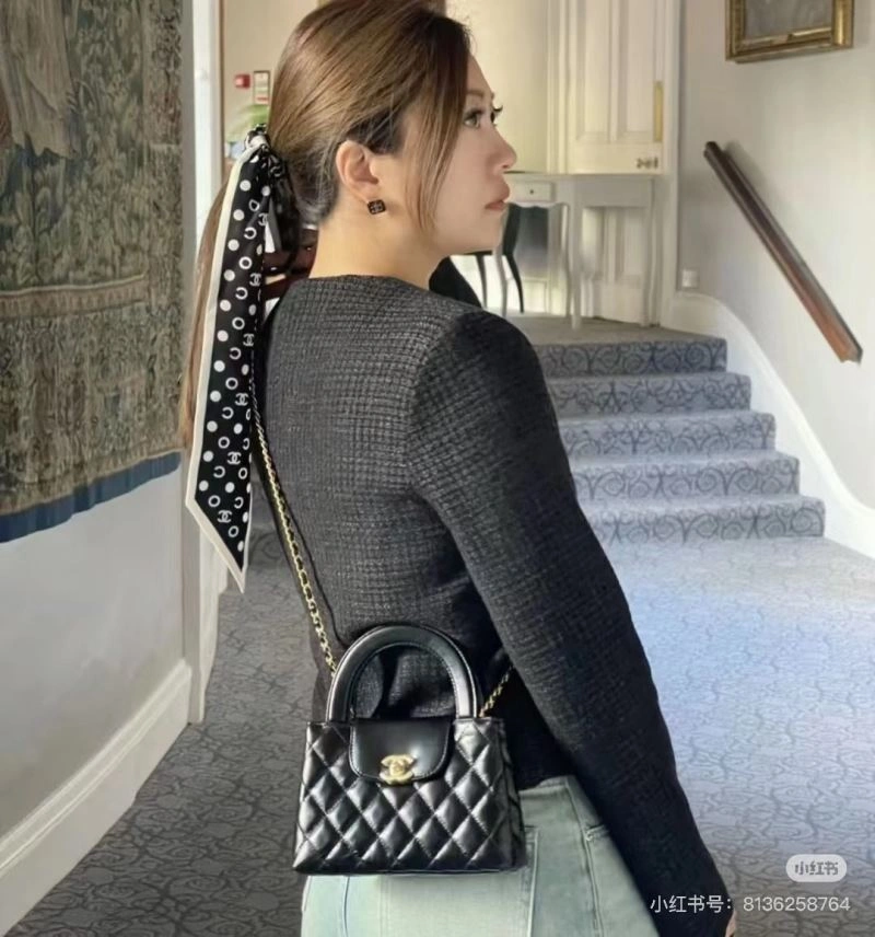 Attractive Chanel Silk 272985