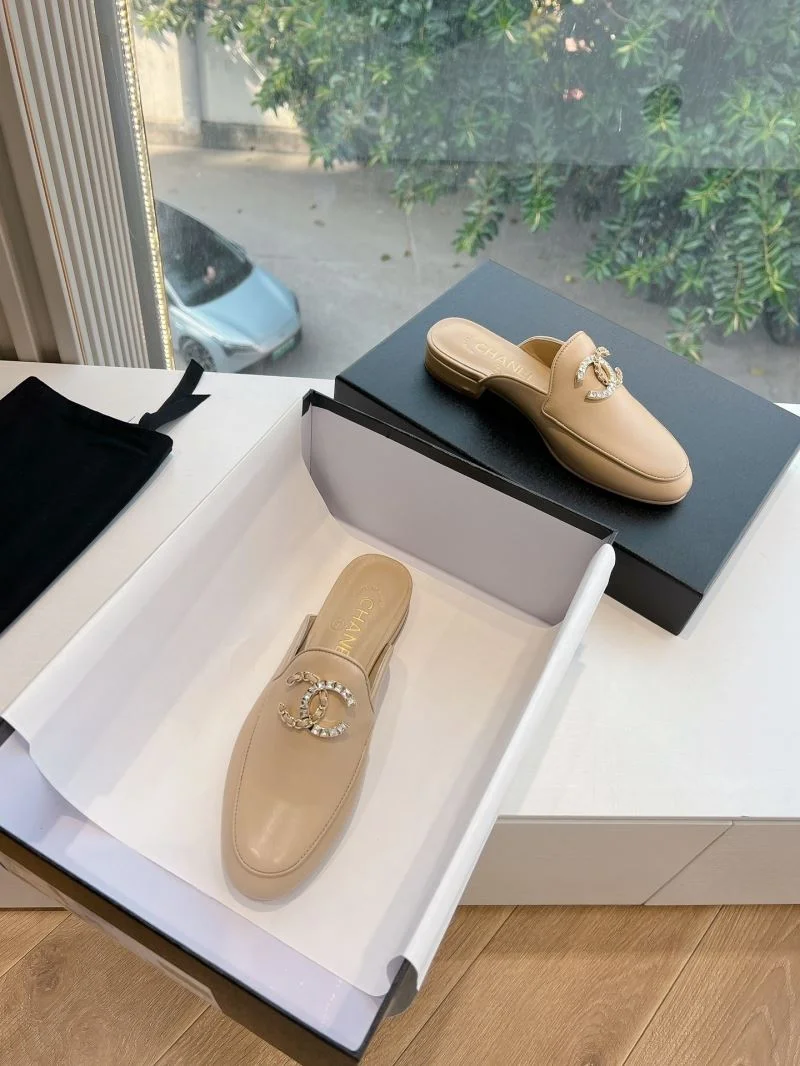 Chanel Slippers AllSeason 18456