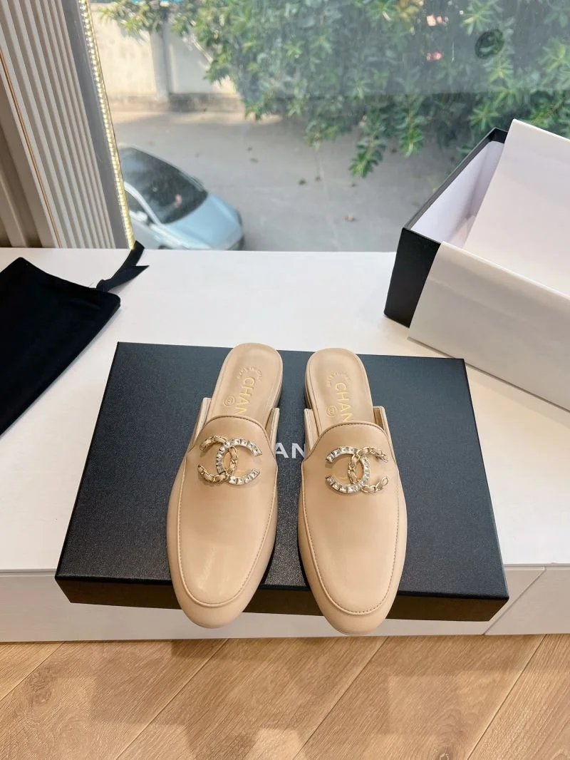 Chanel Slippers AllSeason 18456