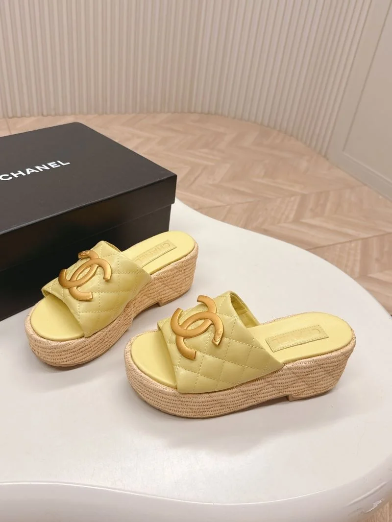 NewStyle Chanel Slippers 19875