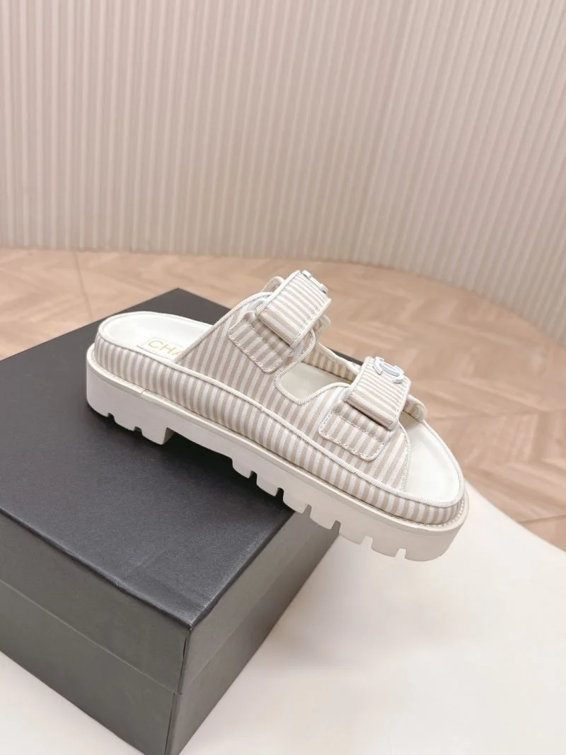 Chanel Slippers RelaxedFit 19867