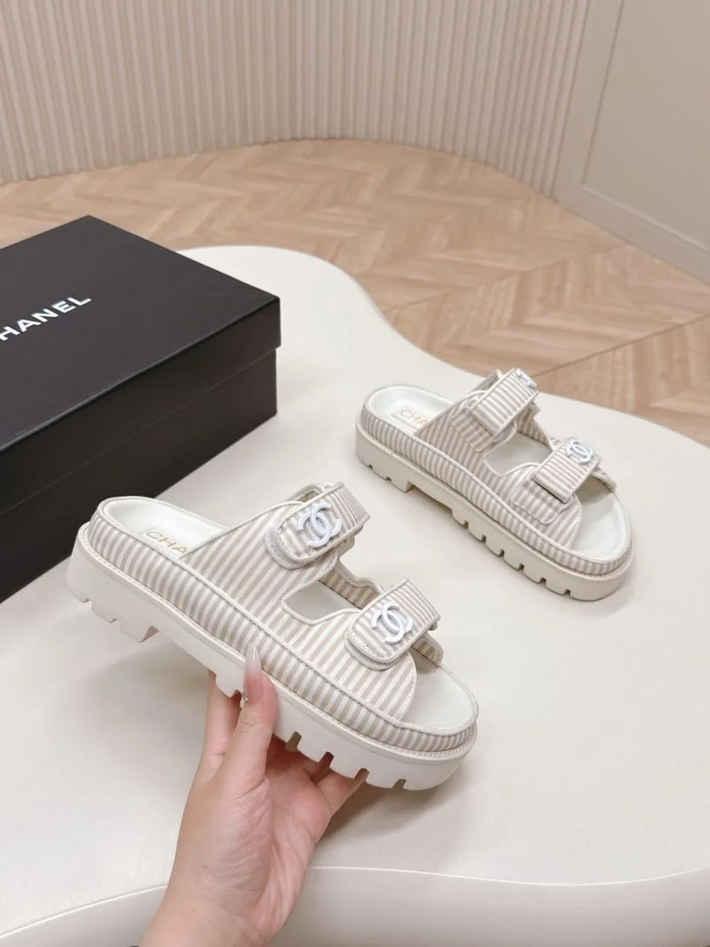 Chanel Slippers RelaxedFit 19867
