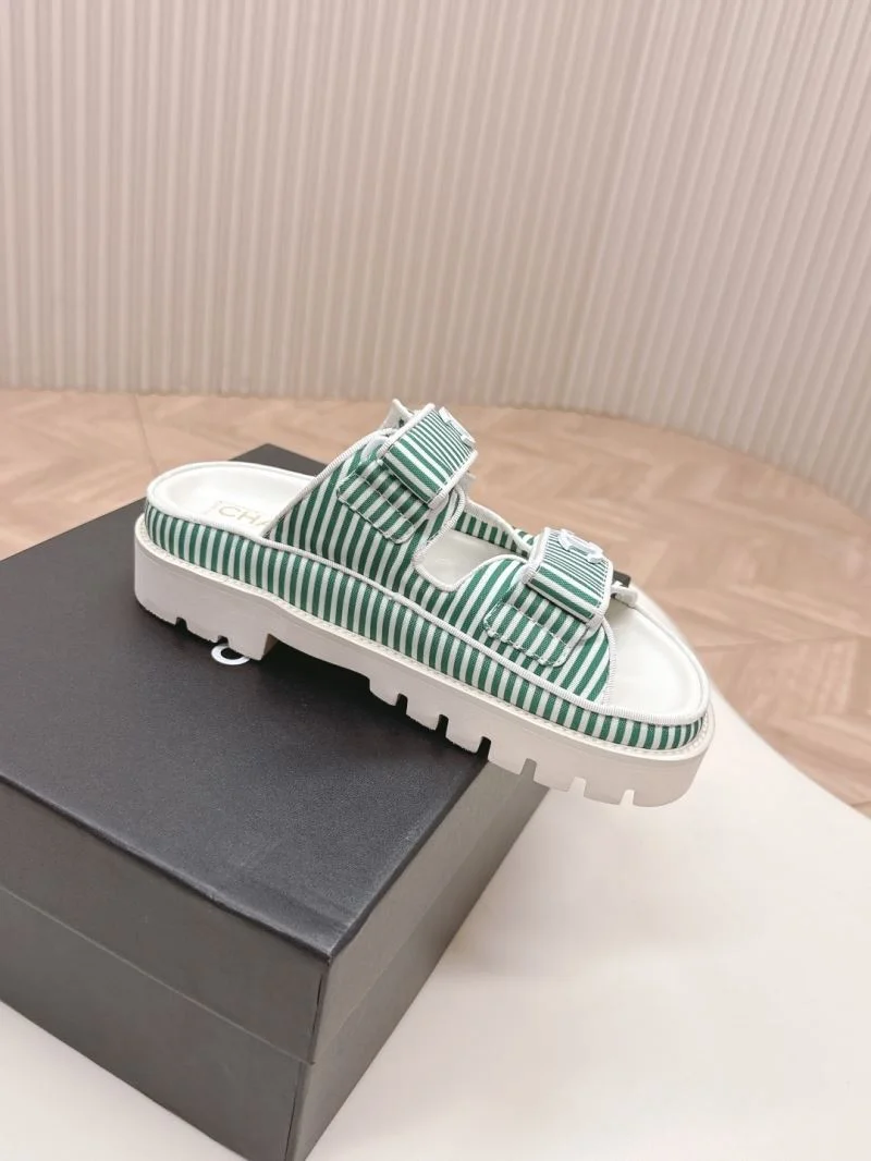 Lightweight Chanel Slippers 19862