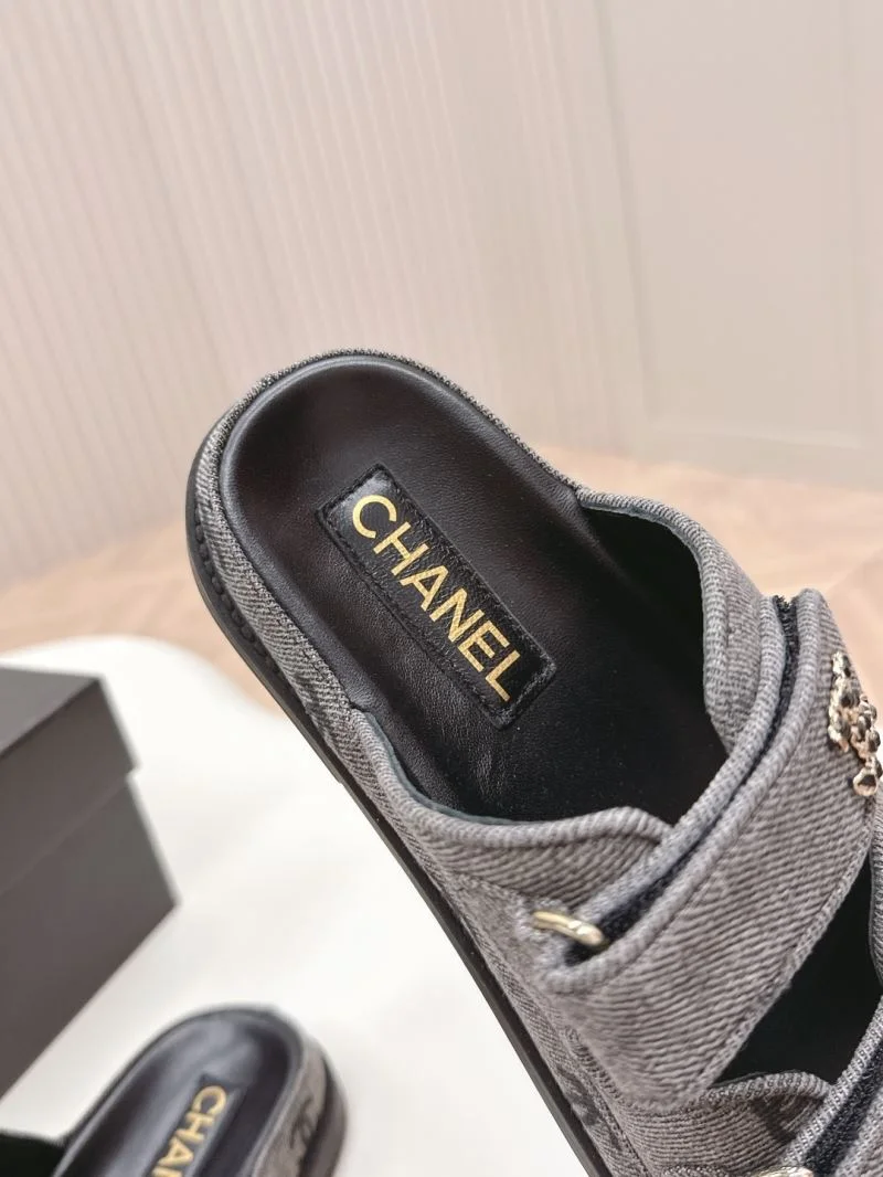 Durable Chanel Slippers 19854