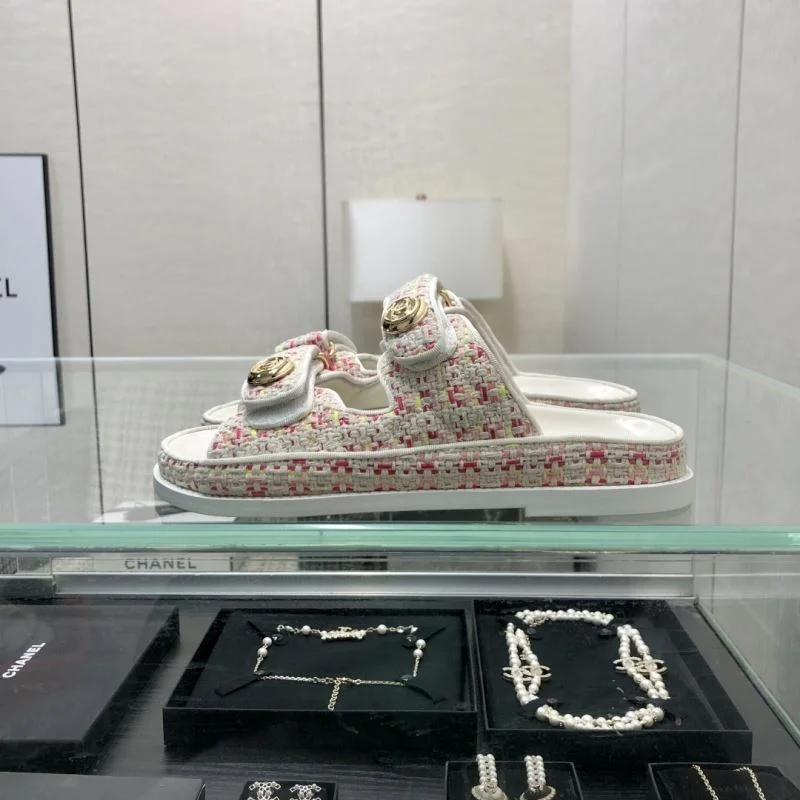 Chanel Slippers Bright 19846