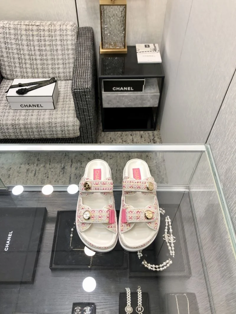 Chanel Slippers Bright 19846