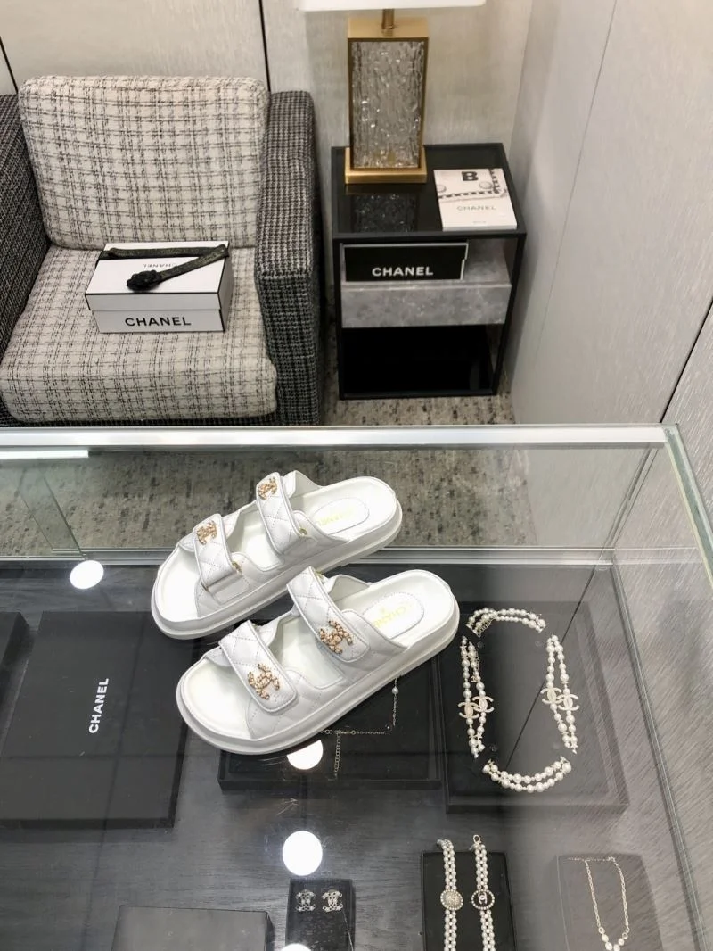 Chanel Slippers Bold 19851