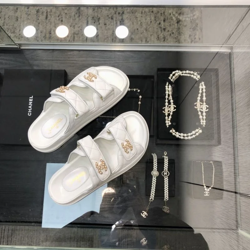 Chanel Slippers Bold 19851