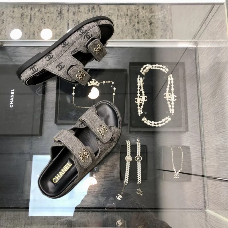 Versatile Chanel Slippers 19827