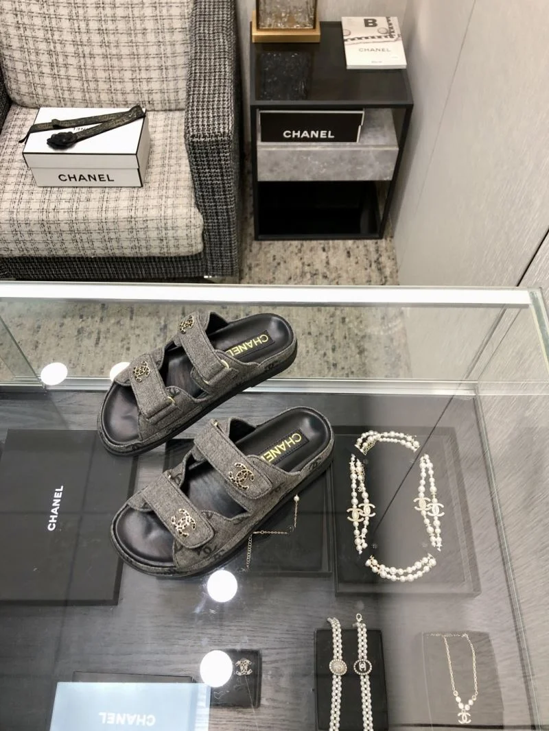 Versatile Chanel Slippers 19827