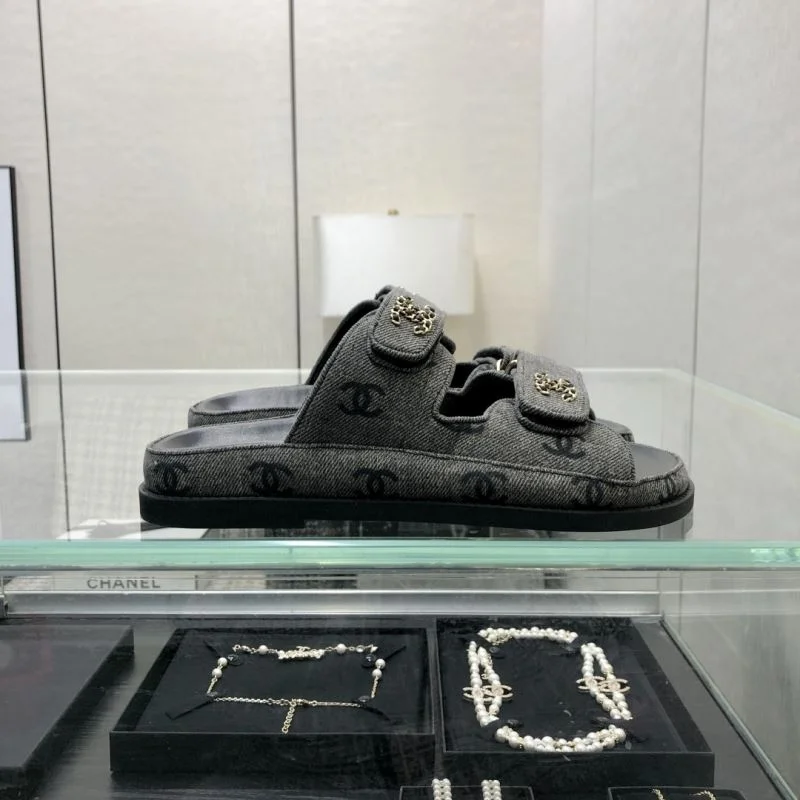 Versatile Chanel Slippers 19827