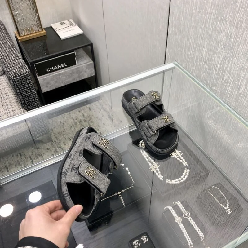 Versatile Chanel Slippers 19827