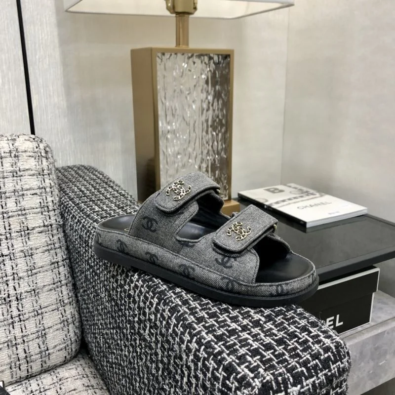 Versatile Chanel Slippers 19827