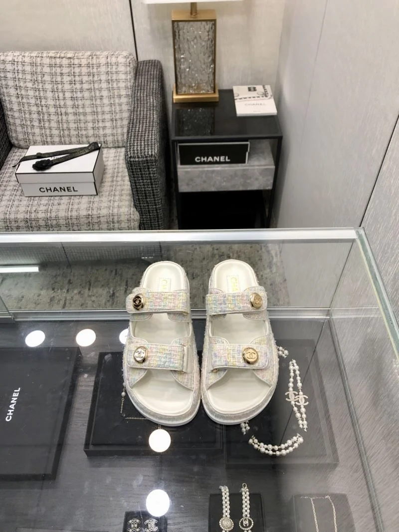 Chanel Slippers Cozy 19823