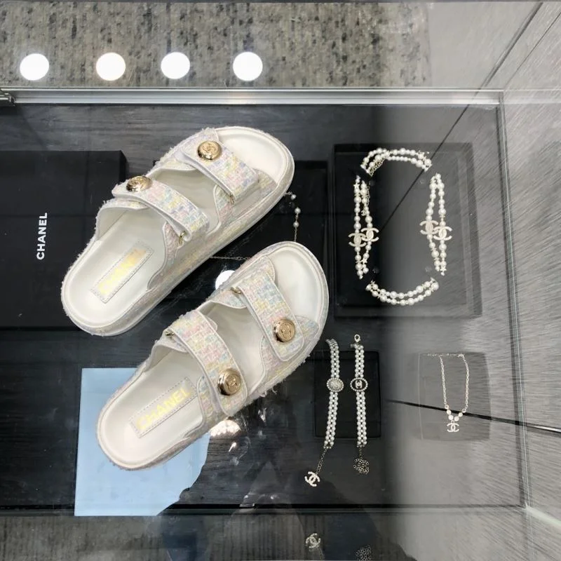 Chanel Slippers Cozy 19823