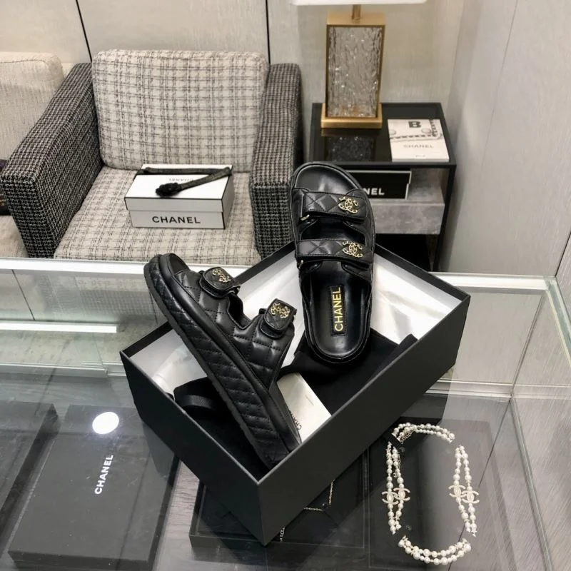 Versatile Chanel Slippers 19833