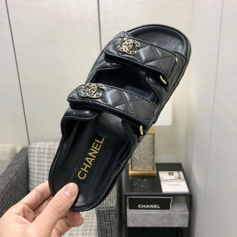 Versatile Chanel Slippers 19833