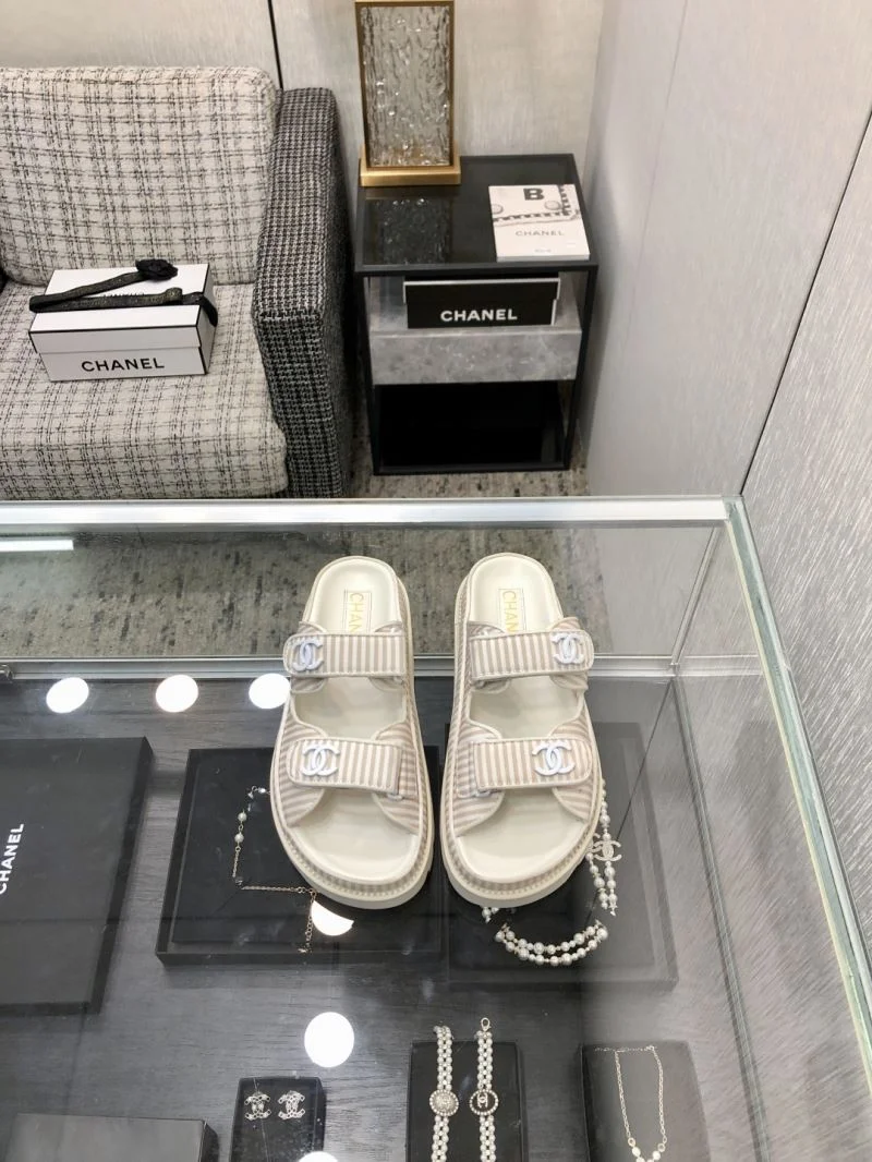 MoistureWicking Chanel Slippers 19897