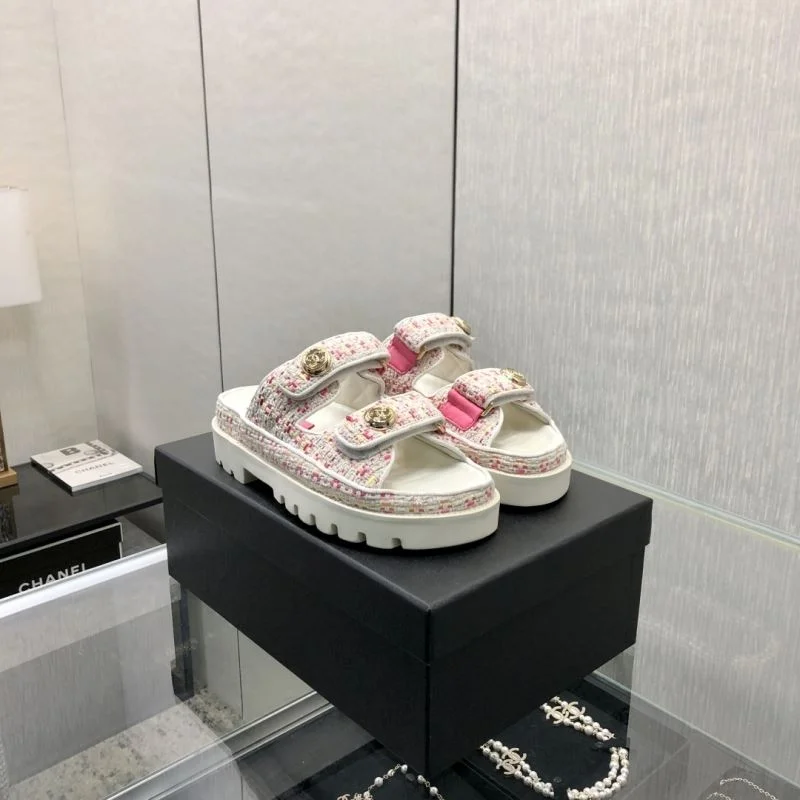 Chanel Slippers Lightweight 19806
