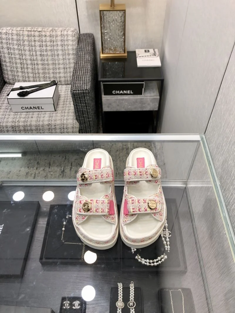 Chanel Slippers Lightweight 19806