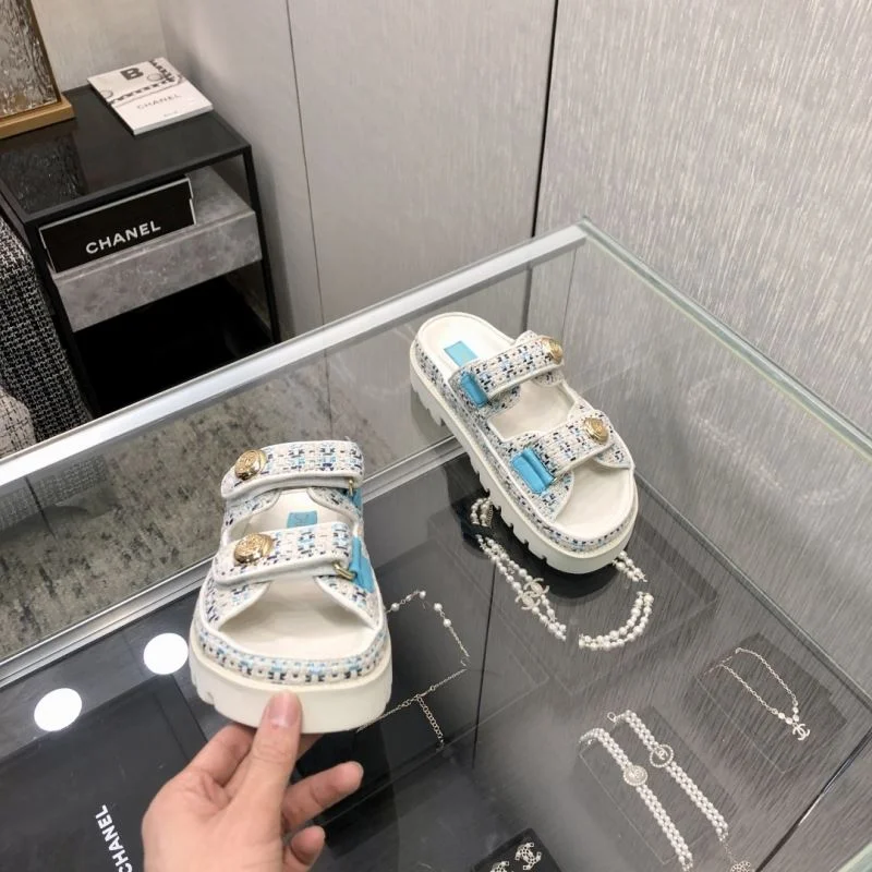 Chanel Slippers WellDesigned 19810