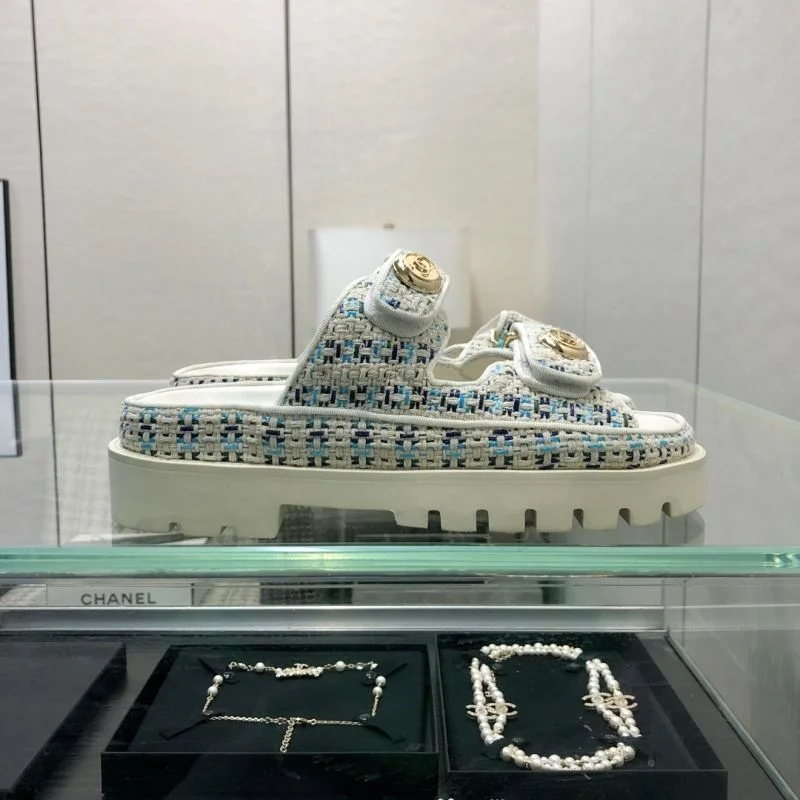 Chanel Slippers WellDesigned 19810