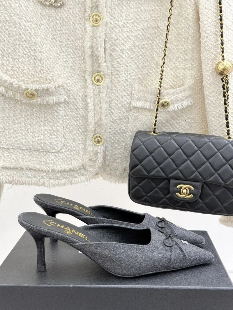 Casual Chanel Slippers 19817