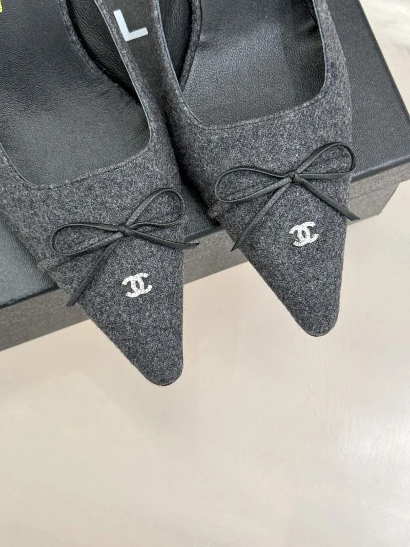 Casual Chanel Slippers 19817