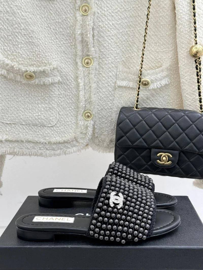 Chanel Slippers Trendy 19783