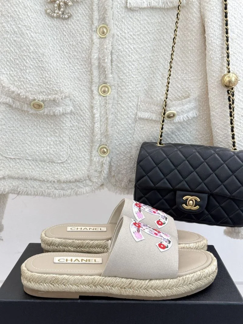 Breathable Chanel Slippers 19745