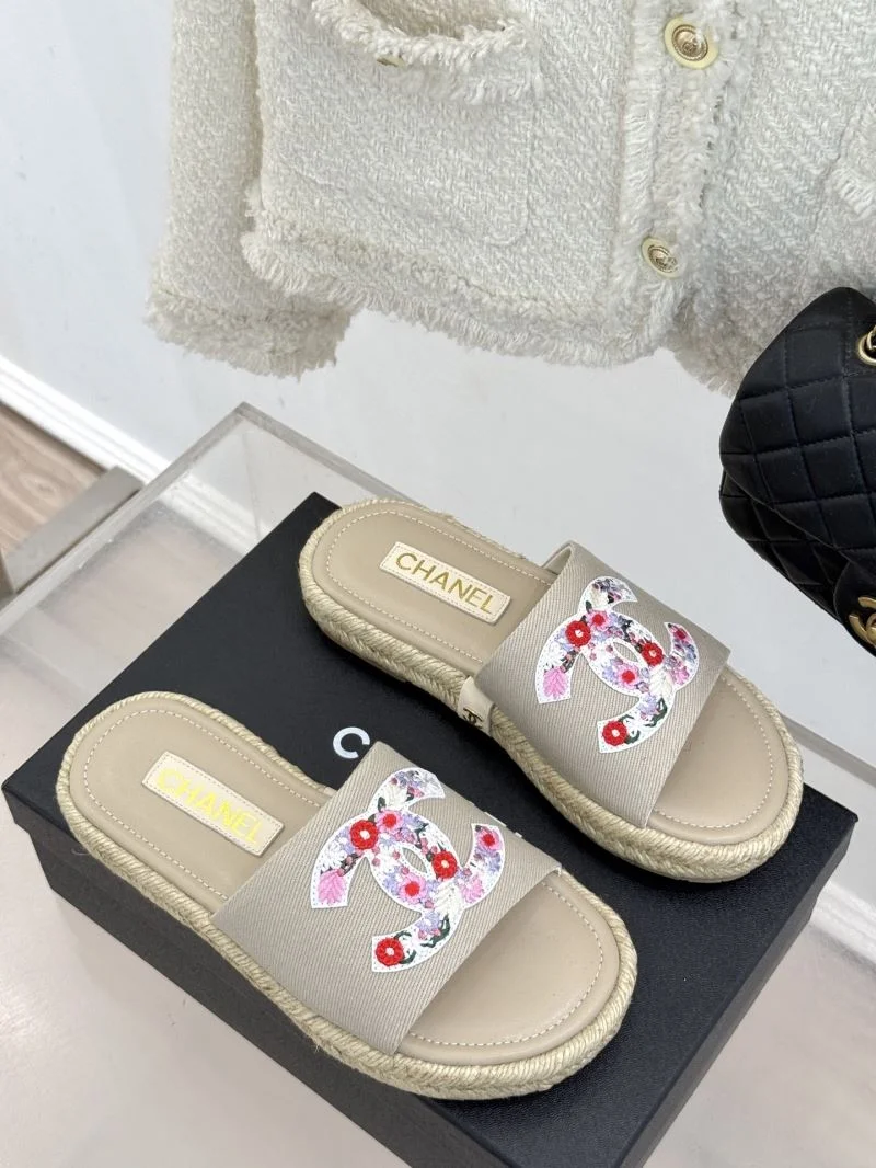 Breathable Chanel Slippers 19745
