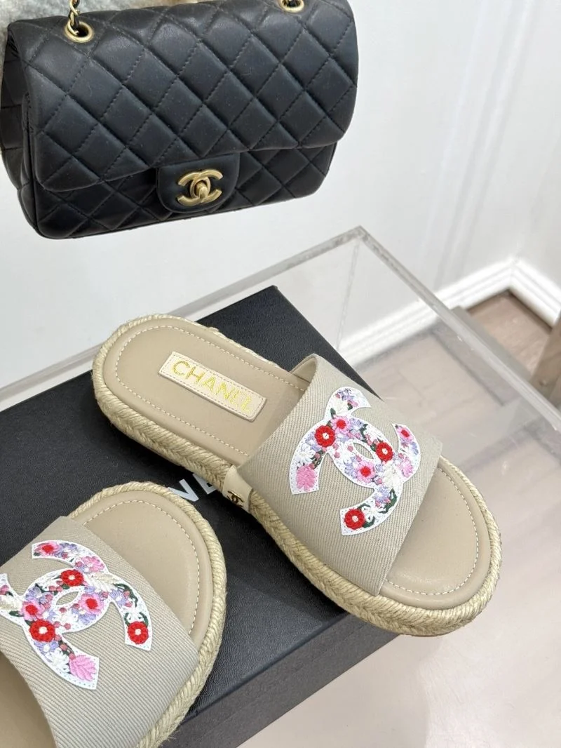Breathable Chanel Slippers 19745