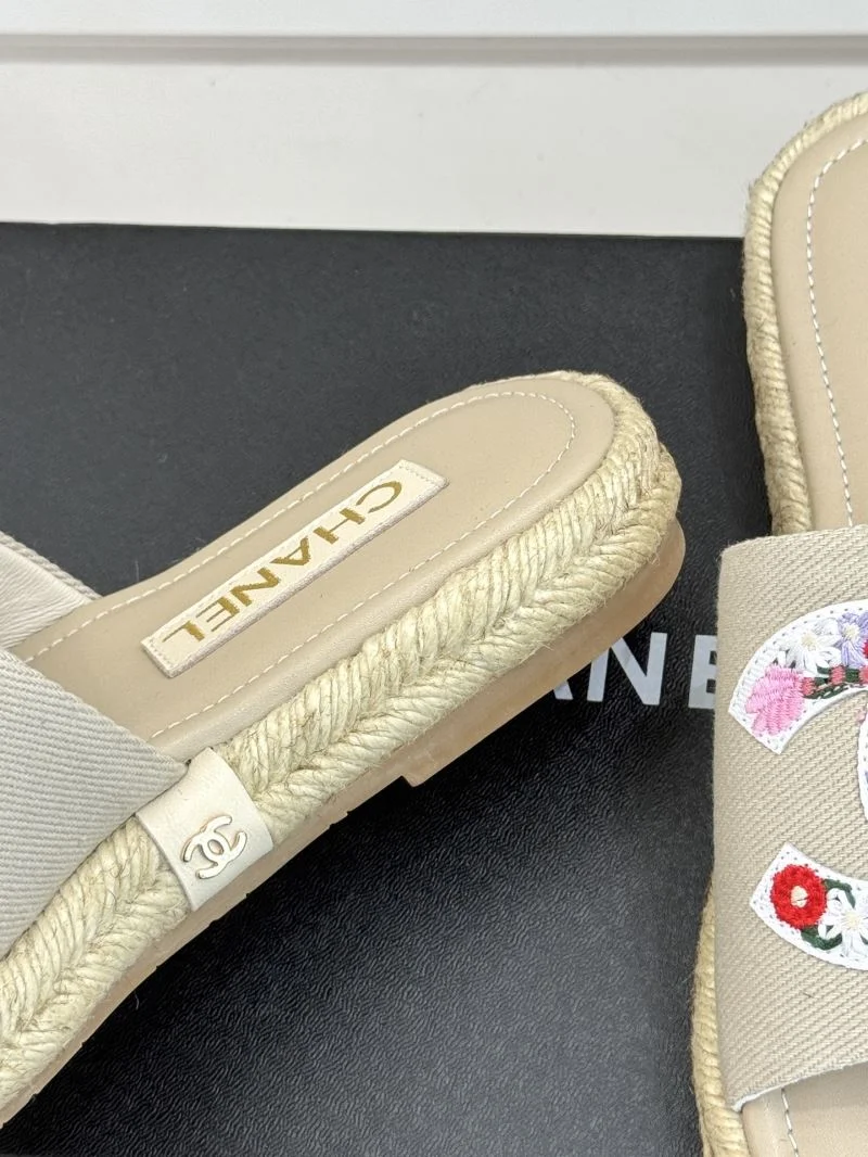 Breathable Chanel Slippers 19745