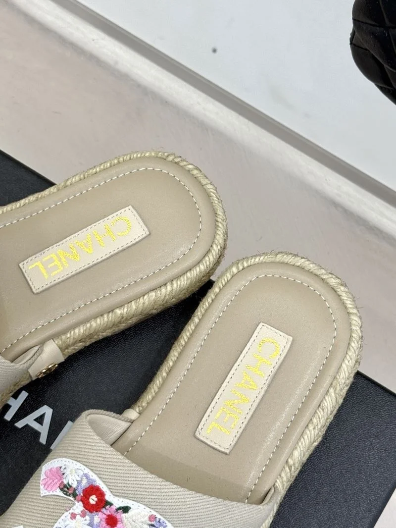 Breathable Chanel Slippers 19745