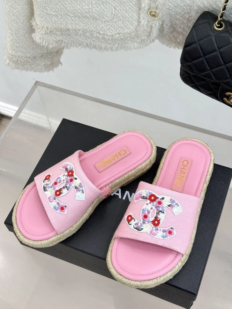 Durable Chanel Slippers 19752