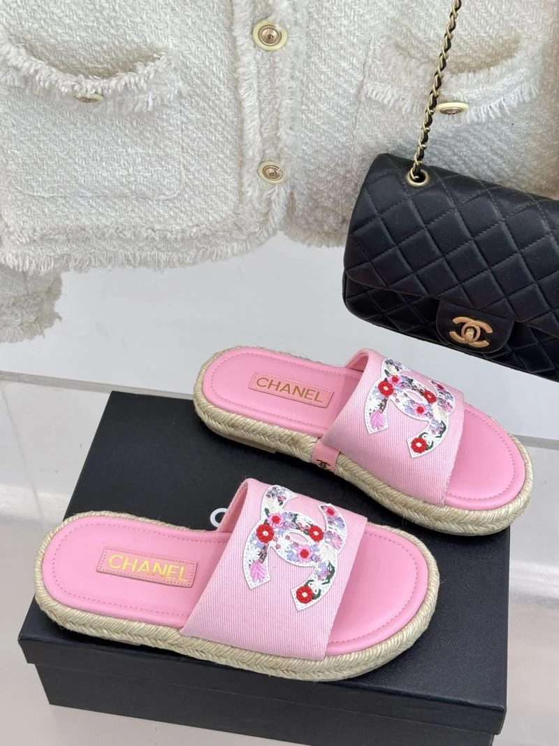 Durable Chanel Slippers 19752