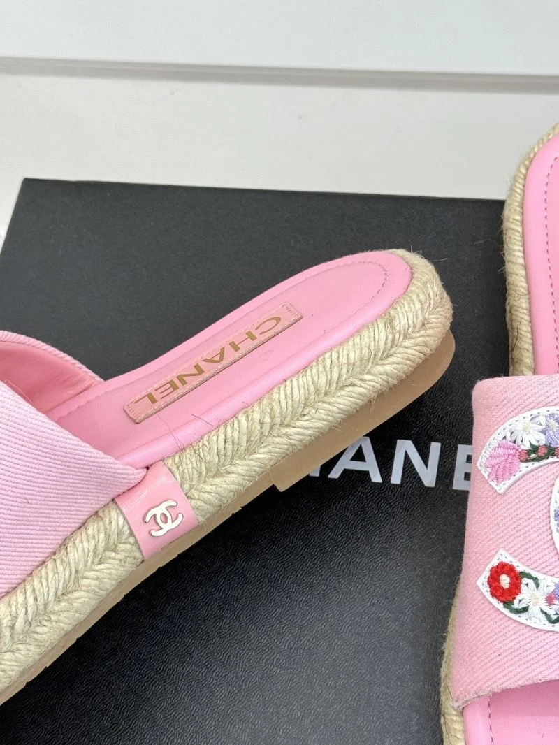 Durable Chanel Slippers 19752