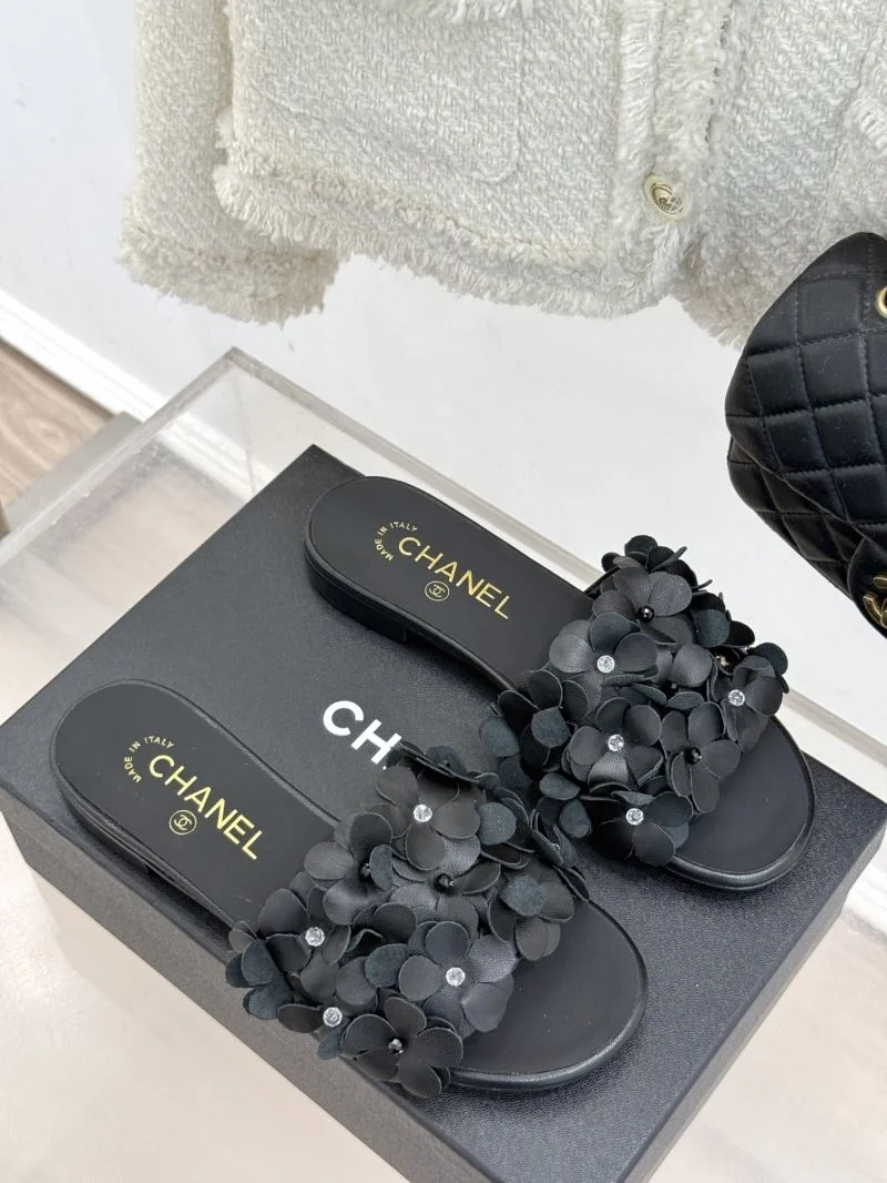 UrbanChic Chanel Slippers 19746