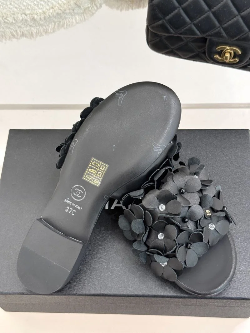 UrbanChic Chanel Slippers 19746