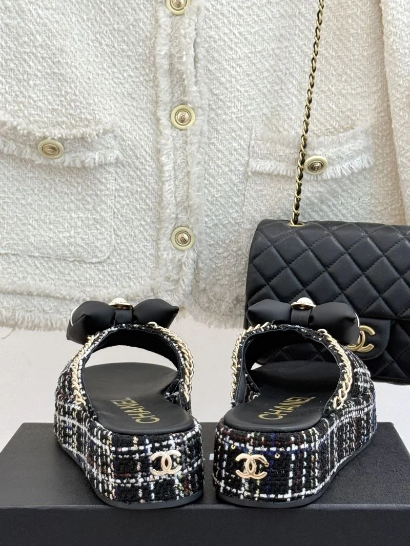 Original Chanel Slippers 19747