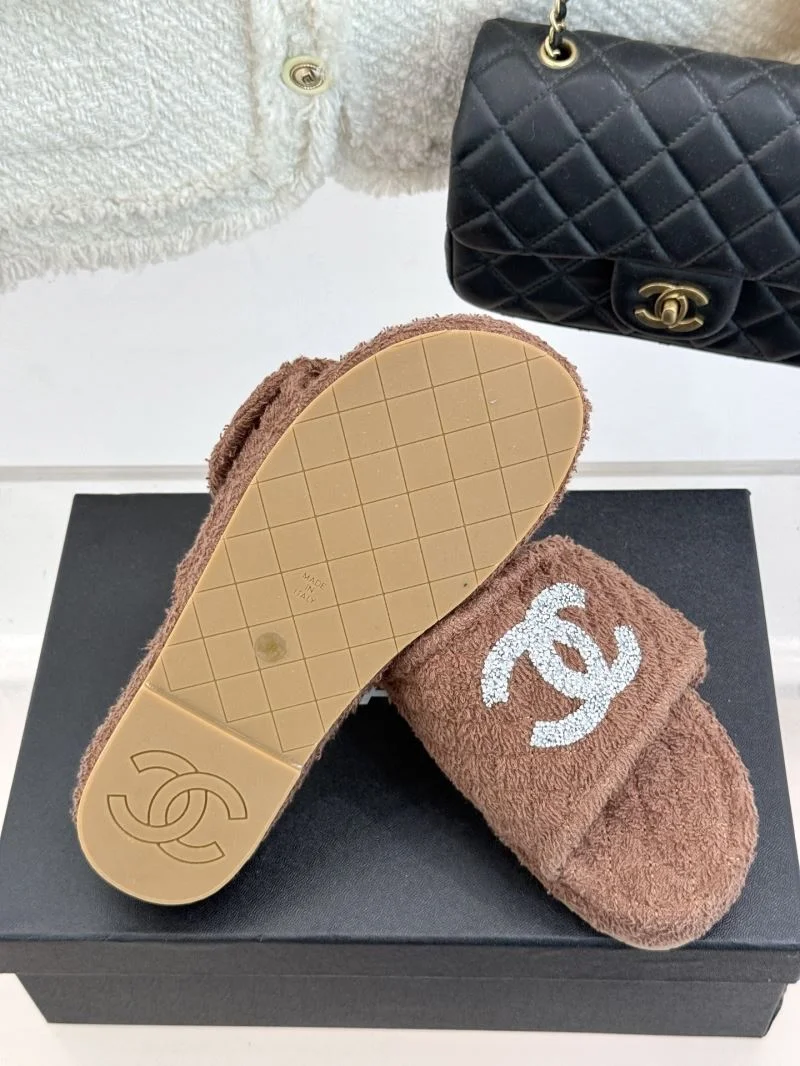 Resilient Chanel Slippers 19734