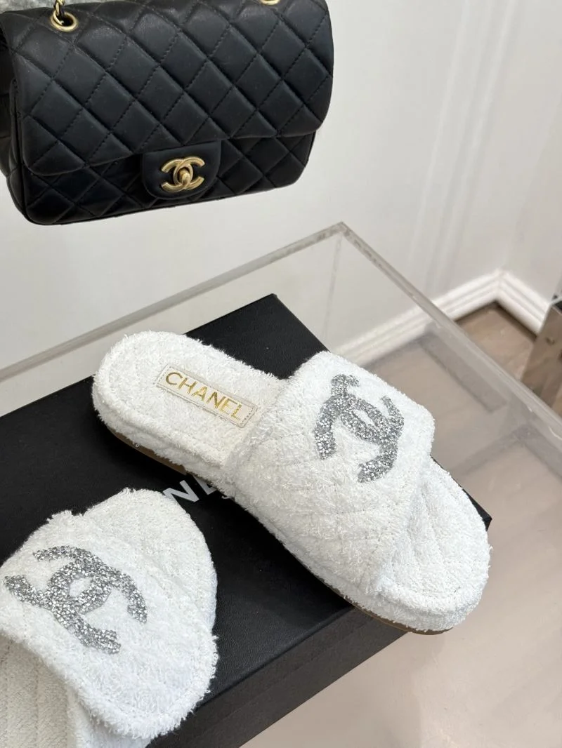Chanel Slippers FreshLook 19738
